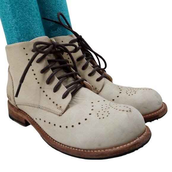 Bed Stu Benchmade Chelsea Lace Up Ankle Boots Size 8 Leather Beige Brogue Combat - Picture 1 of 16